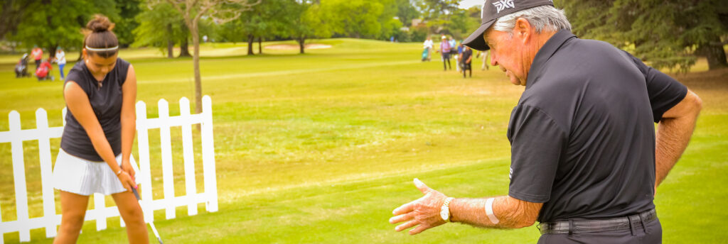 Gary Player, uno de los mejores jugadores de la historia, estuvo en nuestro país y visitó junto a Rolex la sede de la Asociación Argentina de Golf, entre otras actividades. 